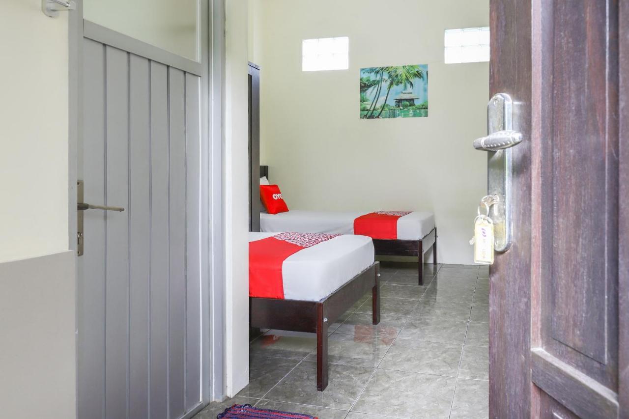 Oyo 3830 Dfarys Gh Syariah Hotel Balikpapan  Luaran gambar