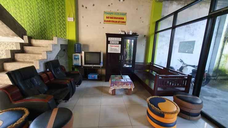 Oyo 3830 Dfarys Gh Syariah Hotel Balikpapan  Luaran gambar